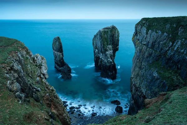 Stackar på Castle Martin, Pembrokeshire — Stockfoto