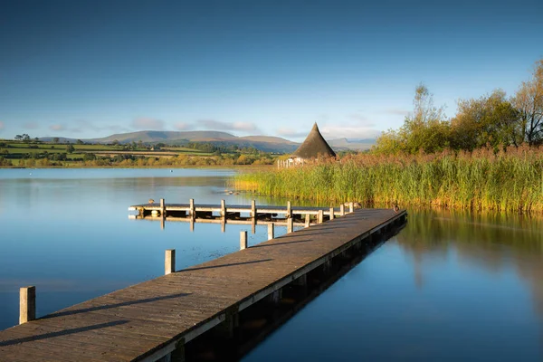 Llangors Lake, Breacon Beacons al amanecer —  Fotos de Stock