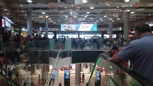 Nicosia Chipre Noviembre 2018 Crowd Newly Opened Nicosia Mall Vista — Vídeo de stock