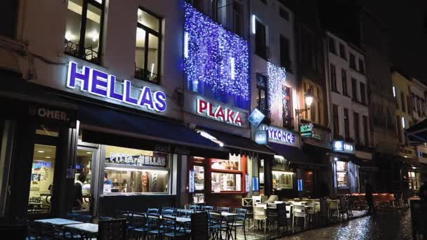 Брюссель Бельгия Января 2016 Года Греческие Рестораны Быстрого Питания Рядом — стоковое видео