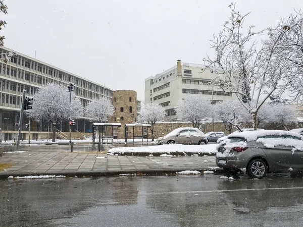 Salónica Grecia Fuertes Nevadas Centro Ciudad Ahora Calles Cubiertas Carretera — Foto de Stock