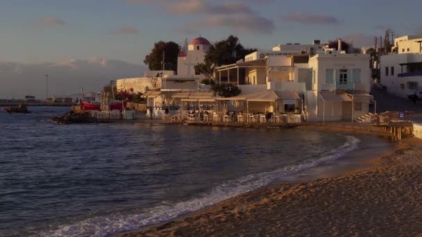 Mykonos Grécia Outubro 2017 Vista Hora Dourada Orla Chora Arenosa — Vídeo de Stock