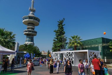 Selanik, Yunanistan - 08 Eylül 2019: Kalabalıkla birlikte 84..