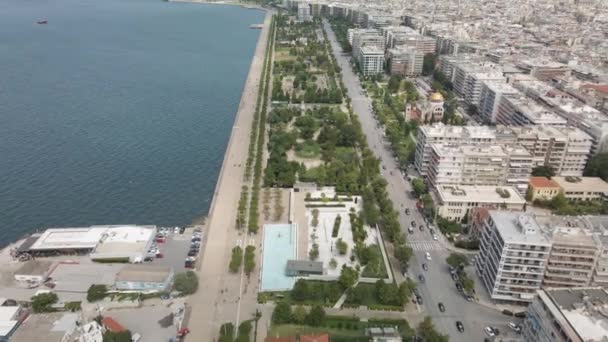 Thessaloniki Greece Paisagem Aérea Drone Waterfront Com Estrada Bicicleta Dia — Vídeo de Stock