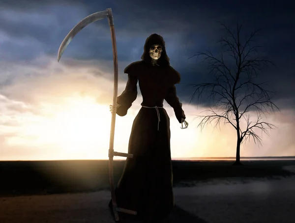 Death is coming, holding a scythe — Stock Photo, Image