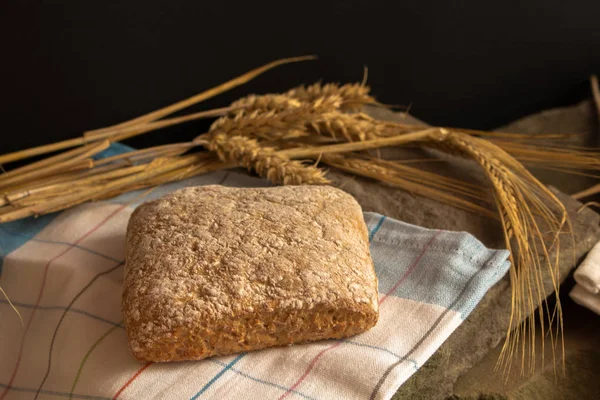 Φρέσκο Ψωμί Ώριμα Δημητριακών Λεπίδες — Φωτογραφία Αρχείου