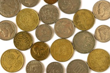 Farklı eski Yunan Drahmisi bozuk paralar. Ürün yelpazesine sikke-yüz, elli, yirmi, on ve beş drahmiler.