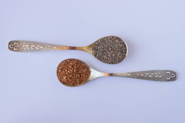Keten tohumu ve Chia 3 doymamış yağ asitleri omega bir kaynaktır. Kavram - sağlıklı beslenme, kanser önleme, vejetaryenlik, çiğ gıda diyet. 