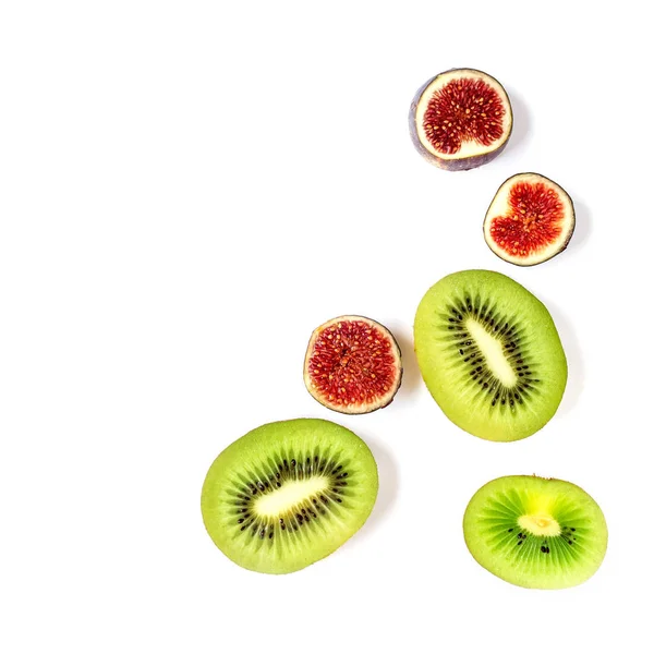 Gesneden Fruit Plakjes Rode Vijgen Sappige Groene Kiwi Geïsoleerd Wit — Stockfoto