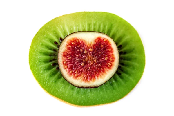 Frutas Fatiadas Fatias Kiwi Verde Suculento Figos Vermelhos Isolado Branco — Fotografia de Stock