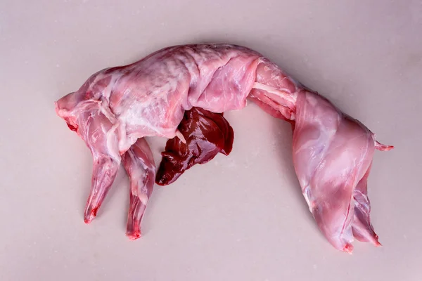 Surowe Mięso Królika Wątrobą Koncepcja Zdrowego Odżywiania — Zdjęcie stockowe