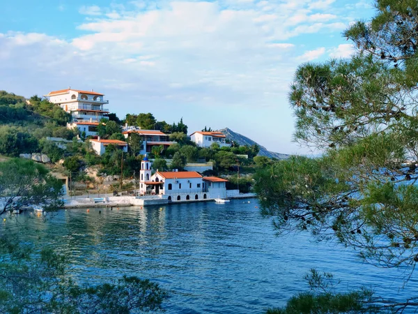 Hermosa Pequeña Iglesia Griega Isla Salamina Grecia —  Fotos de Stock