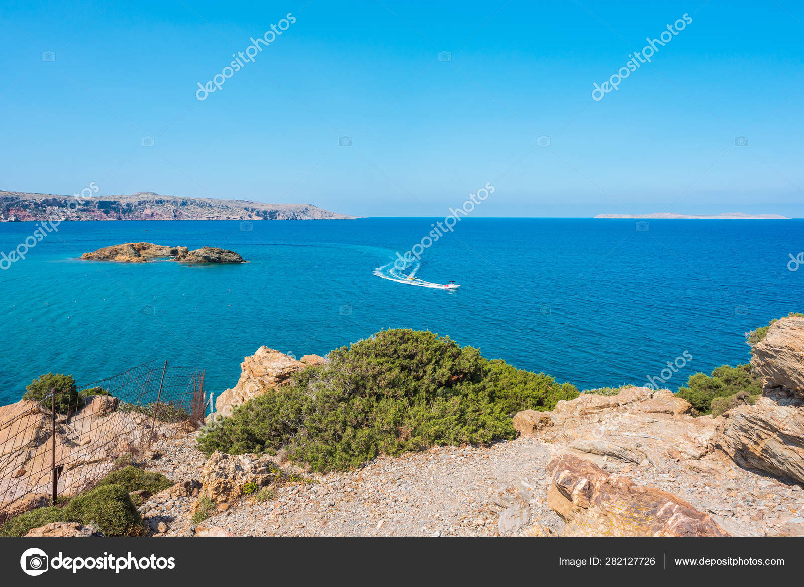 Paisagem Natural Na Ilha De Creta Grecia Vai Praia Stock Photo C Irinalapet 282127726