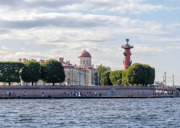 Saint-Pétersbourg, Russie, septembre 2019 : Flèche de l'île Vassilievski — Photo