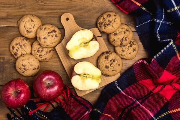 Top View Cozy Autumn Morning Picnic Breakfast Cookies Red Apples — Stok Foto