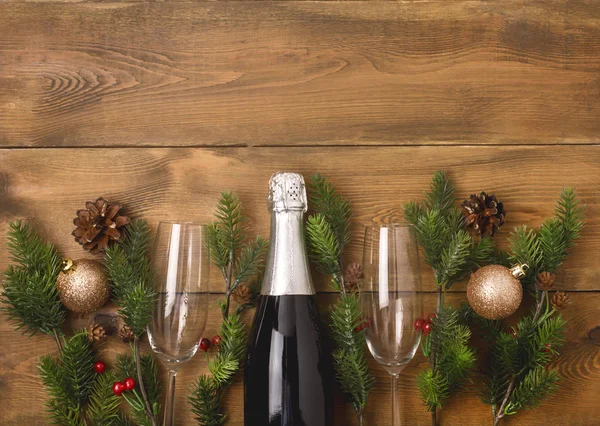 Нові Роки Різдвяні Святкування Фону Парою Чарок Пляшка Шампанського Різдво — стокове фото