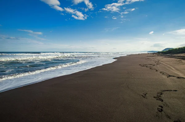 Halaktyr Plaj Kamçatka Rusya Federasyonu Karanlık Neredeyse Siyah Renkli Kum — Stok fotoğraf