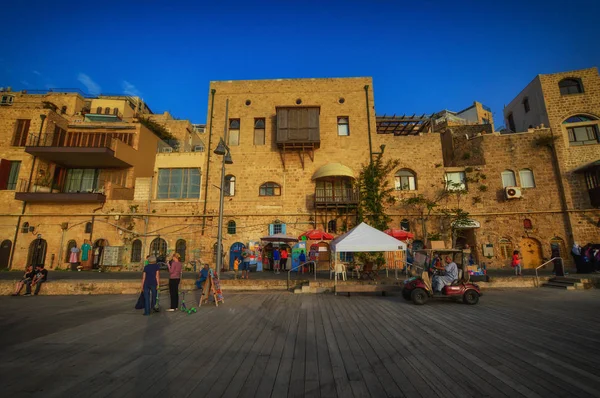Tel Aviv, Israël - 21 April 2017: Oude stenen straten in Arabische stijl in oude Jaffa — Stockfoto