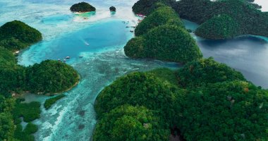 Sugba lagün hava görünümünü. Güzel manzara ile mavi deniz lagün, Milli Parkı, Siargao Adası, Filipinler.