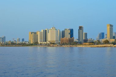 Modern Tel Aviv, İsrail ve deniz akşamı görünümü