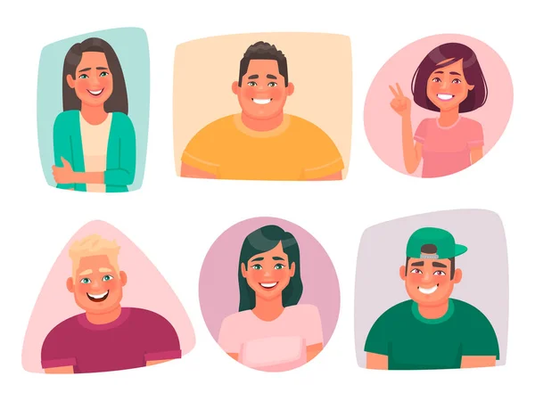 Conjunto de retratos de jóvenes felices. Avatares de chicos sonrientes — Vector de stock