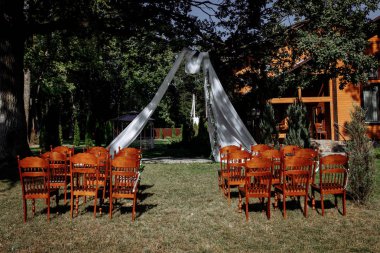 Açık Hava düğün töreni yeşil bahçe