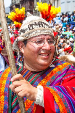 Lima, Peru geçit töreninde, Candelaria festivali ve tipik kostümlerle halk dansları.