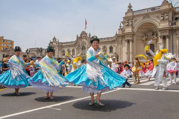 Festival Candelaria Danses Folkloriques Avec Costumes Typiques Dans Défilé Lima — Photo