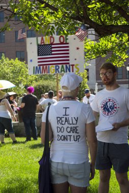 Columbia, Missouri, 30 Haziran 2018. Protesto Trump'ın aile göç politikası için ralli