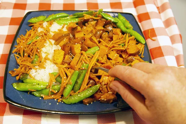 Koyi K Utho canlı Lefty, konserde East Village, Des Moines, Iowa, 21 Temmuz 2018. Bogota, Kolombiya bir heavy metal sanayi grubu Koyi K Utho olduğunu. 