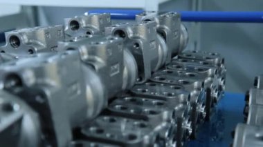 Makine parçaları imalatı. Çelik engeeniring. Motoru detay üretimi