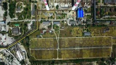Endüstriyel fabrika üretim alanı. Havadan görünümü ağır sanayi bölgesi