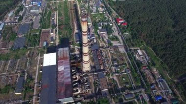Sigara baca termik santrali. Havadan görünüm sanayi bölgesi bölgesi