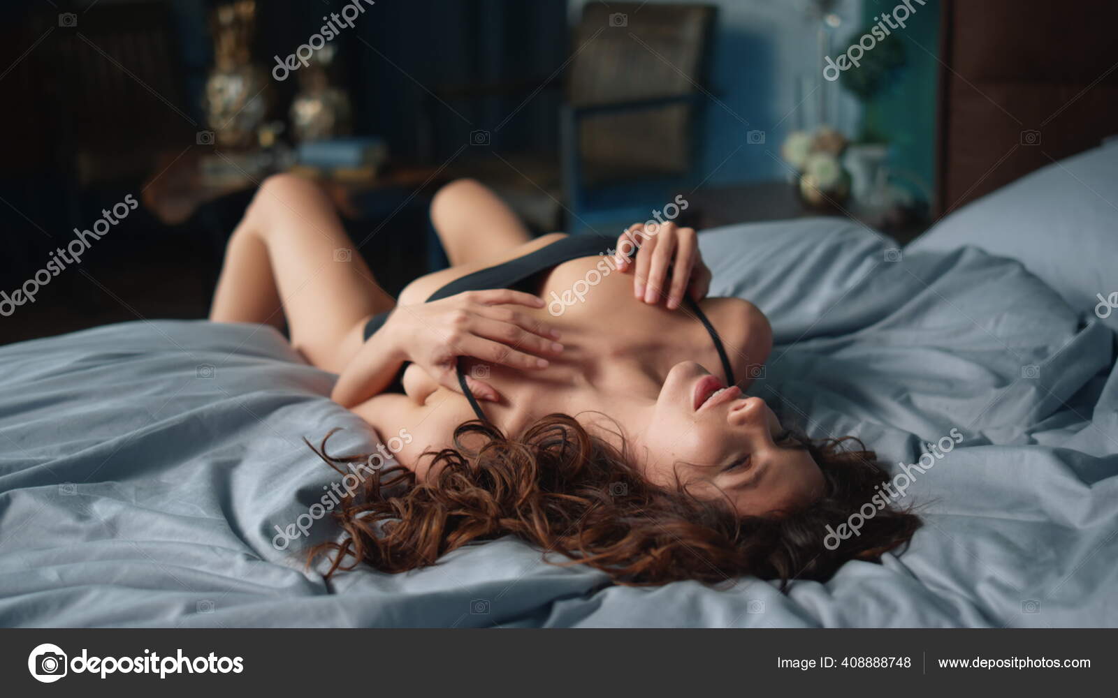 Naked women playing with themselves