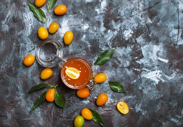 Marmellata Kumquat Vaso Vetro Fondo Pietra Argentata Vista Dall Alto — Foto Stock