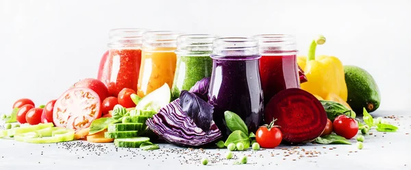 Alimentos Bebidas Selección Jugos Batidos Vegetales Coloridos Saludables Útiles Con — Foto de Stock