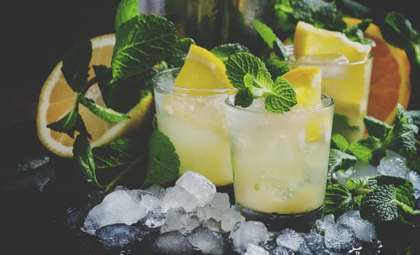 Alkoholischer Cocktail Marokko Smash Mit Scotch Whiskey Zuckersirup Orange Zitrone — Stockfoto