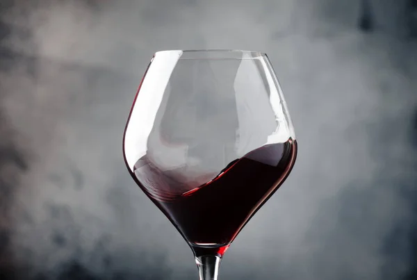 Spanischer Trockener Rotwein Spritzer Glas Aus Der Tempranillo Traube Grauer — Stockfoto