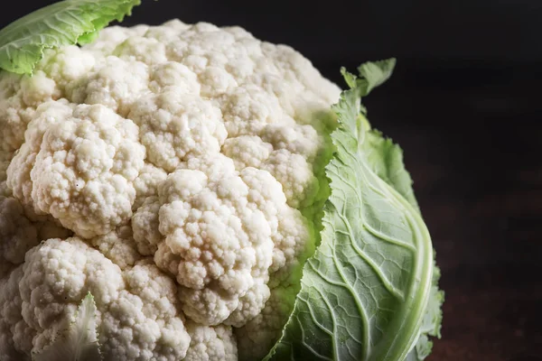 Fresh Whole Cauliflower Background Selective Focus — Stock Photo, Image