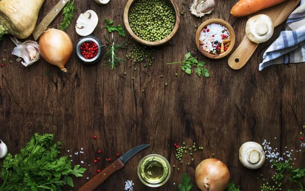 Cozinhar Comida Fundo Ingredientes Para Preparar Lentilhas Verdes Com Legumes — Fotografia de Stock