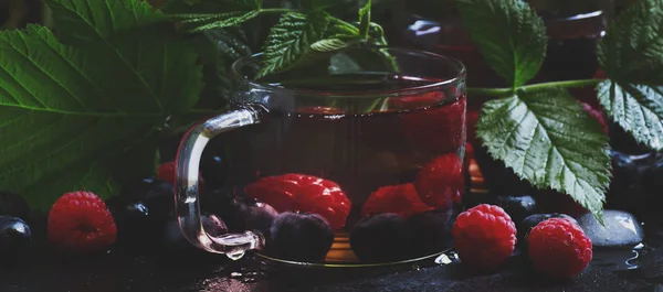 Ice Herbal Tea Forest Berries Black Table Selective Focus — Stock Photo, Image