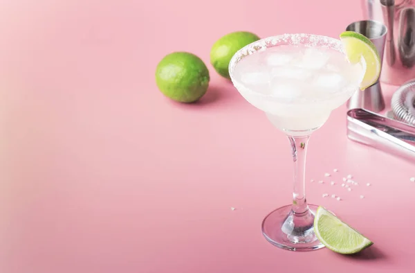 Classico Cocktail Alcolico Margarita Con Tequila Liquore Succo Lime Sciroppo — Foto Stock