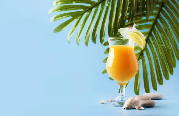 Orange Summer Alcoholic Cocktail Mango Juice Rum Liqueur Lime Ice — Stock Photo, Image