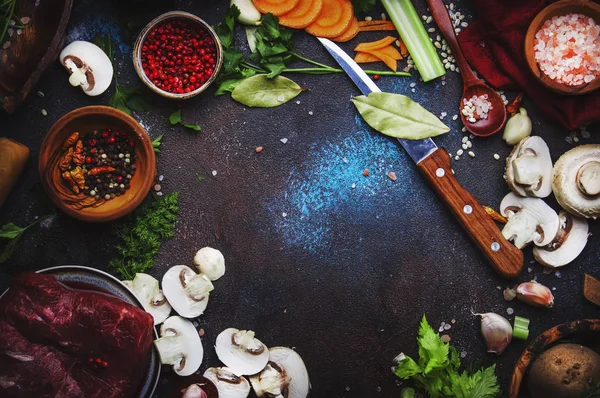 Cozinhar Comida Fundo Legumes Orgânicos Frescos Ingredientes Especiarias Carne Para — Fotografia de Stock