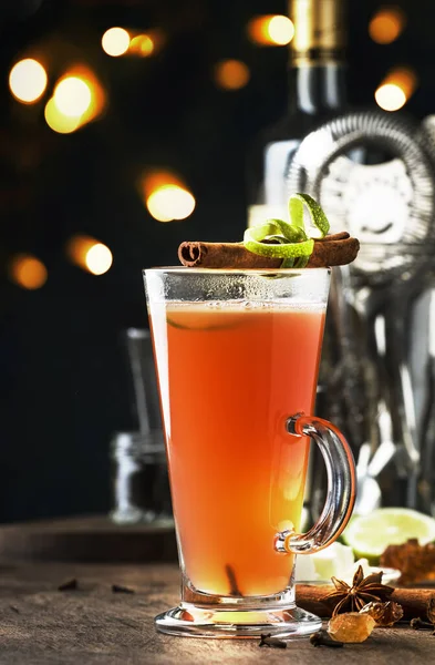 Hot Buttered Rum Autumn Winter Warming Alcoholic Cocktail Apple Lemon — Stock Photo, Image