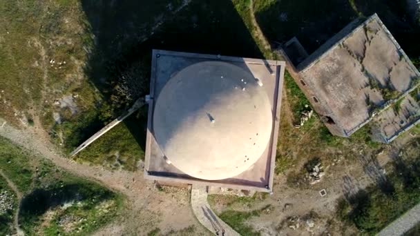 De oude Turkse vesting, uitzicht vanuit de lucht. — Stockvideo