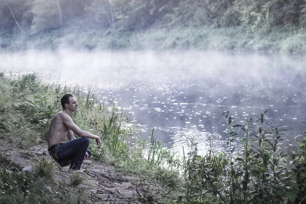 adam, çıplak gövde, nehir, şafak, vücut, kas, erkekçe, su, ağaçlar, doğa