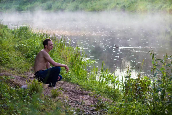 adam, çıplak gövde, nehir, şafak, vücut, kas, erkekçe, su, ağaçlar, doğa