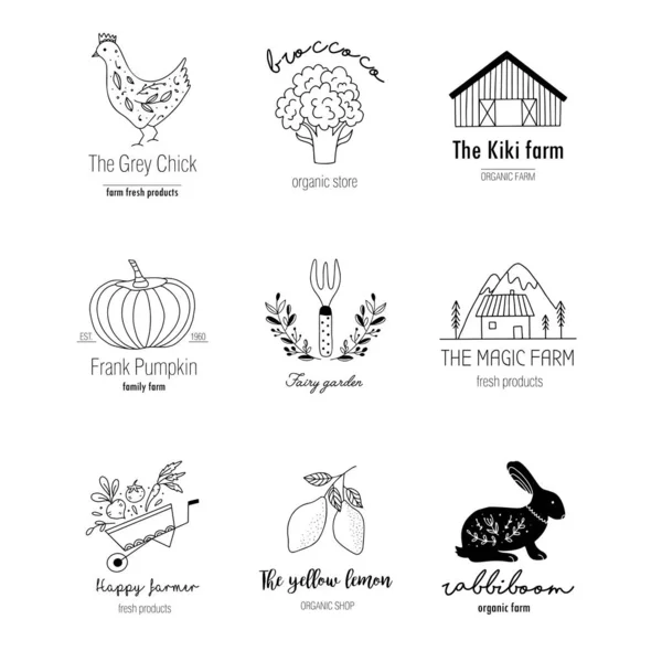 Logotipo da fazenda desenhado à mão definido no estilo doodle —  Vetores de Stock