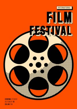 Film ve film afiş tasarım şablonu ve klasik yarım tonlu film makarası. Tasarım ögesi arkaplan, pankart, broşür, broşür, broşür, el ilanı, baskı, yayın, vektör ilülasyonu için kullanılabilir